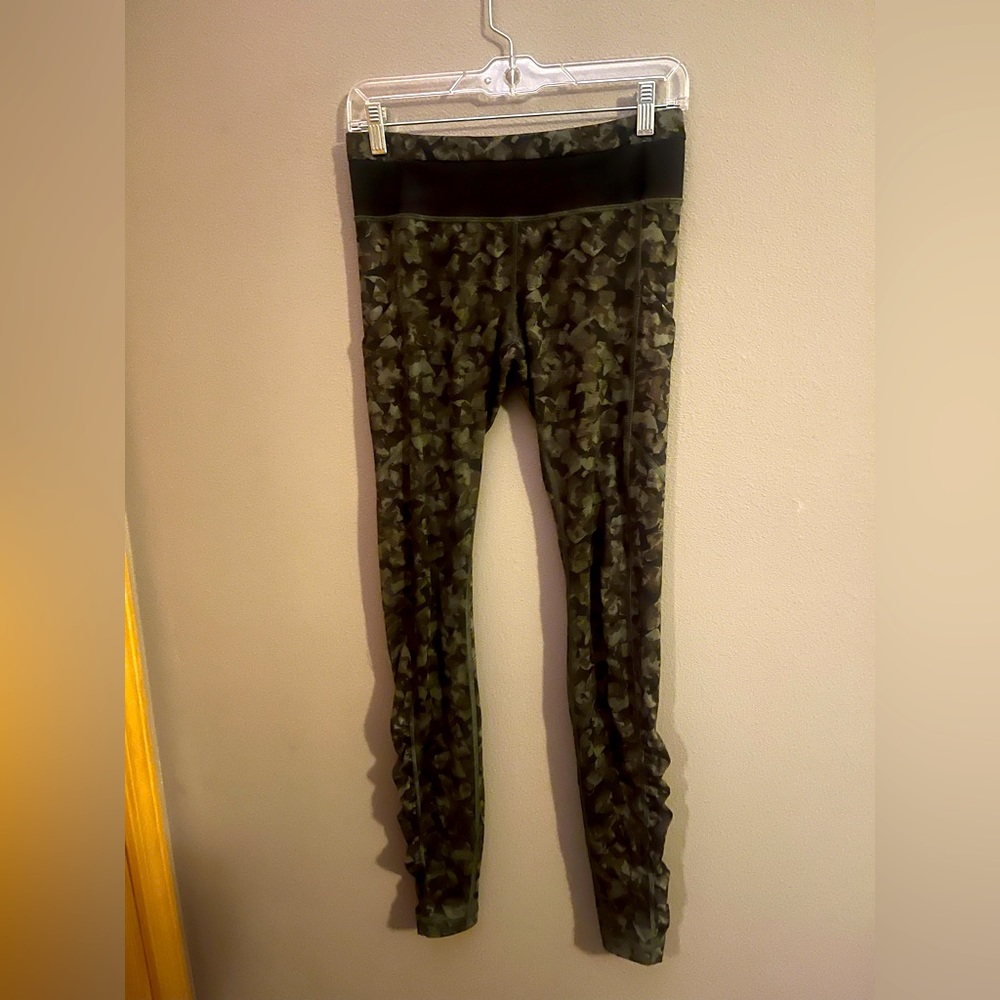 Women’s  Lululemon Speed Tight leggings